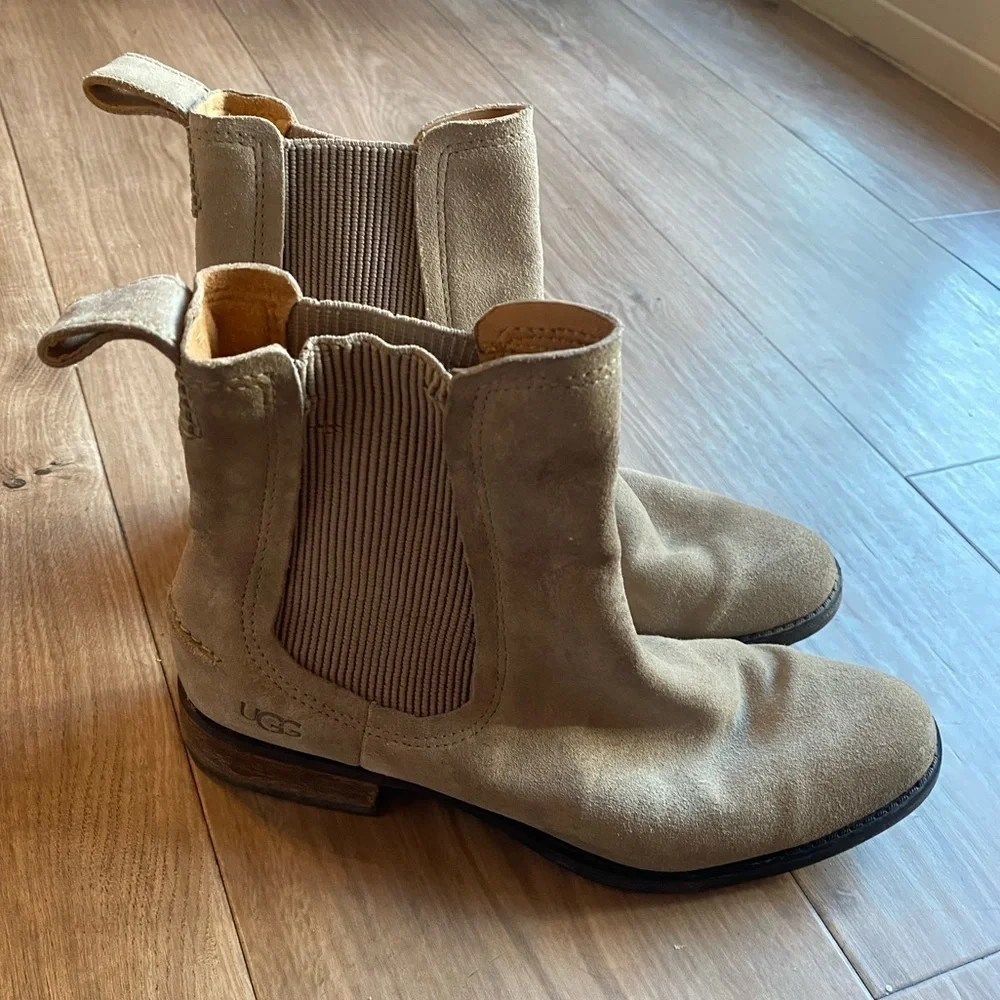UGG Beige Suede Hillhurst Boots